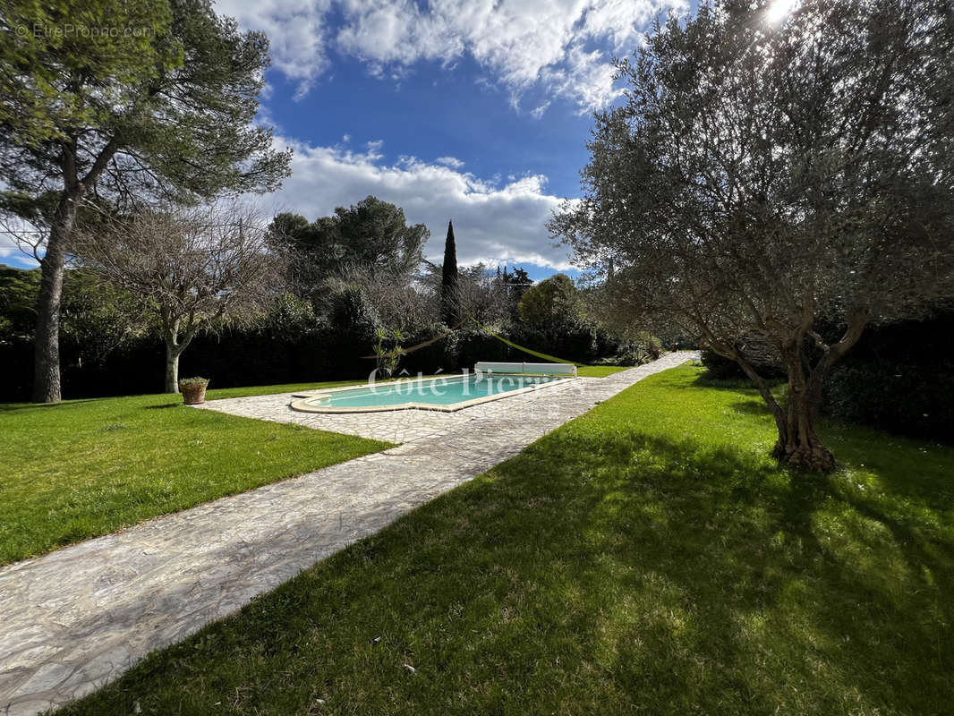 Maison à NIMES