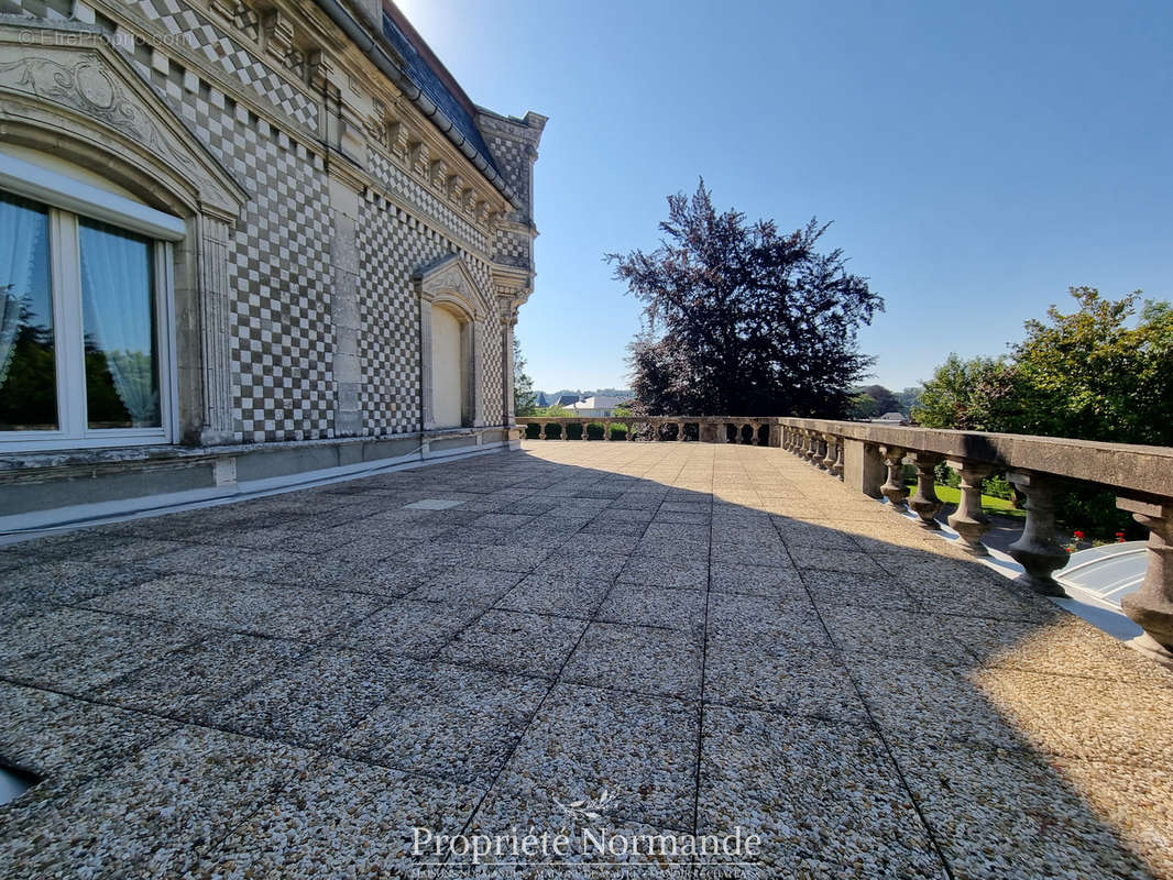 Maison à BERNAY