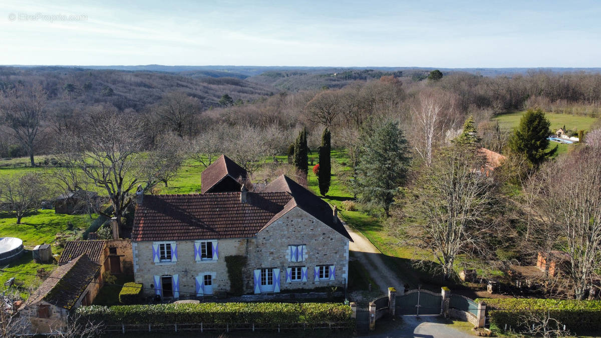 Maison à SAINT-CYPRIEN