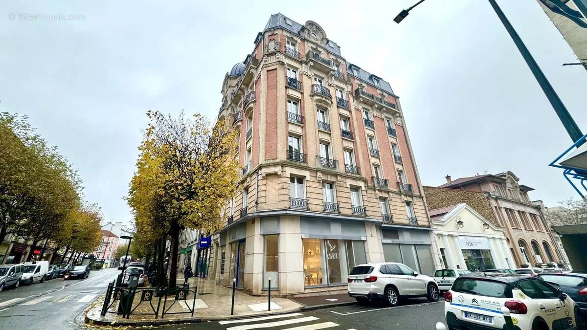 Appartement à LE RAINCY