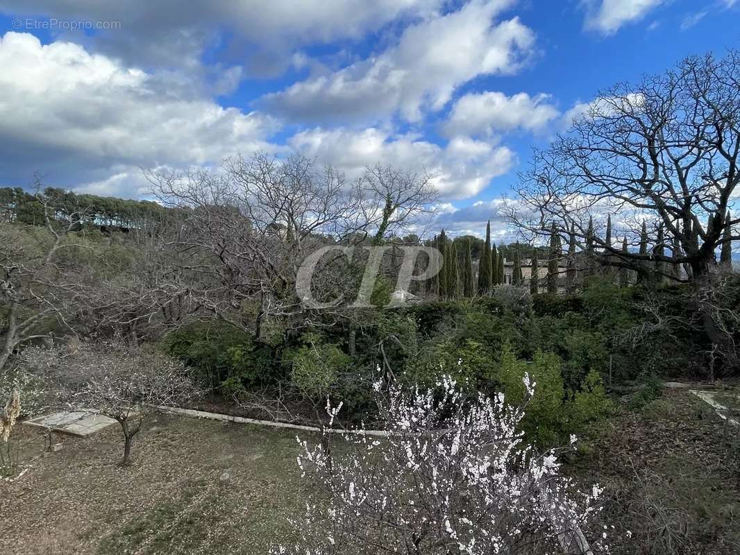 Appartement à AIX-EN-PROVENCE