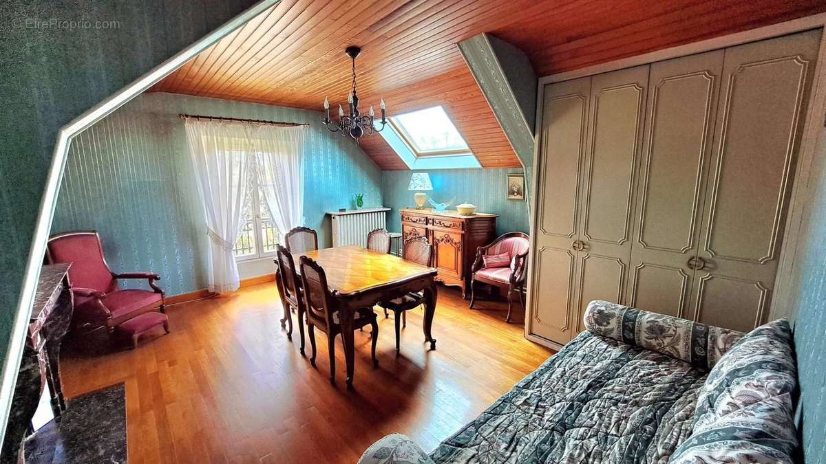 Appartement à VERSAILLES