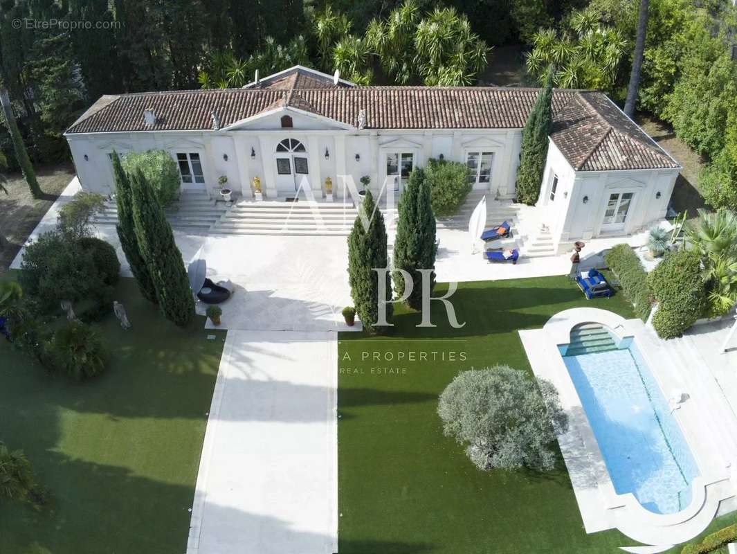 Maison à CANNES