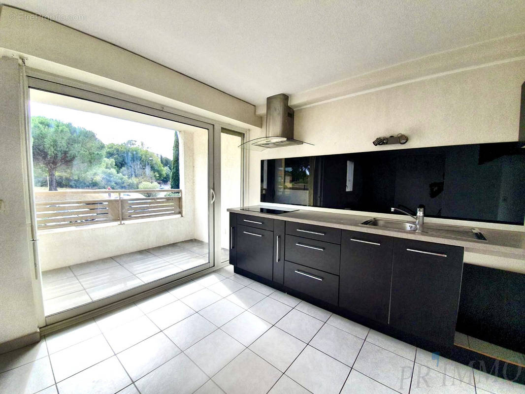 Appartement à FREJUS