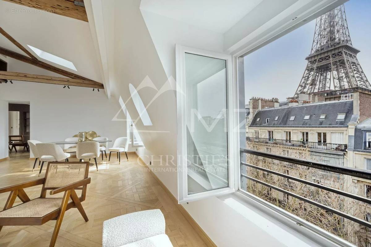 Appartement à PARIS-7E