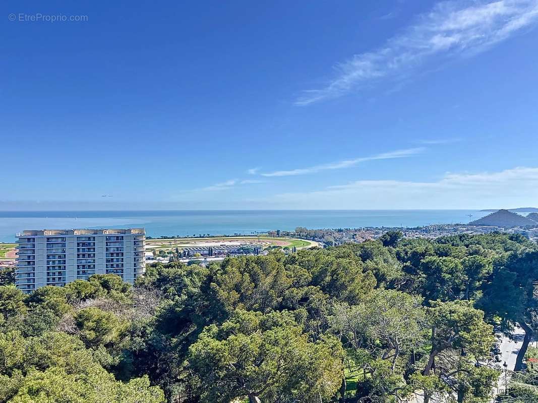 Appartement à CAGNES-SUR-MER