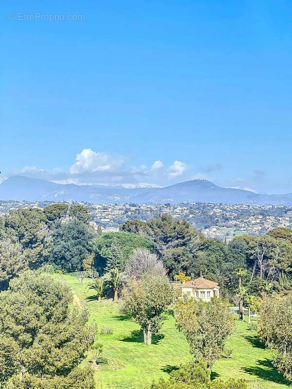 Appartement à CAGNES-SUR-MER