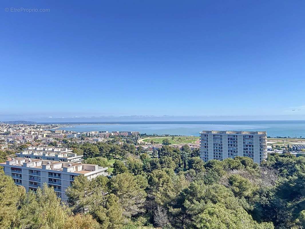 Appartement à CAGNES-SUR-MER