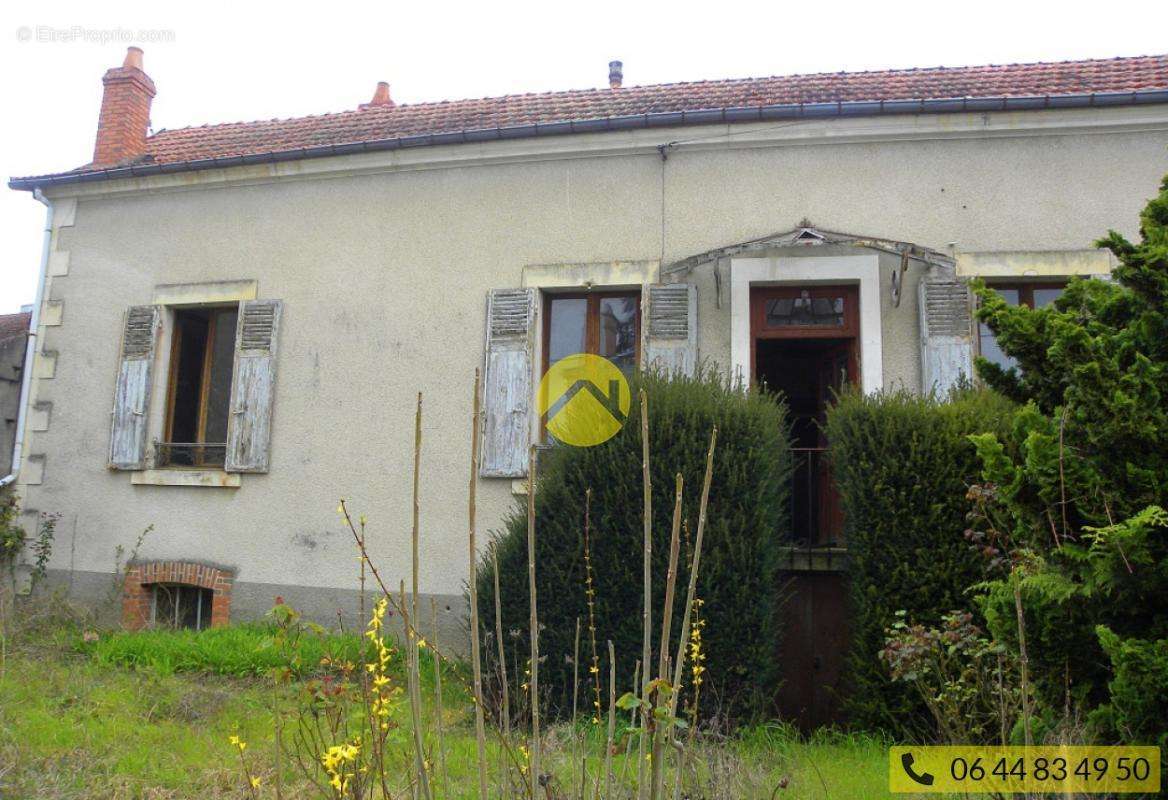 Maison à COSNE-COURS-SUR-LOIRE