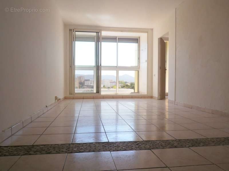 Appartement à MARSEILLE-10E