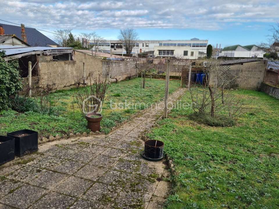 Maison à CHATELLERAULT