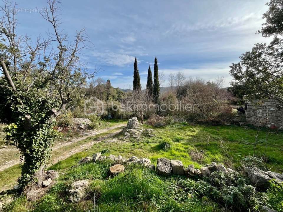 Maison à SAINT-GUILHEM-LE-DESERT