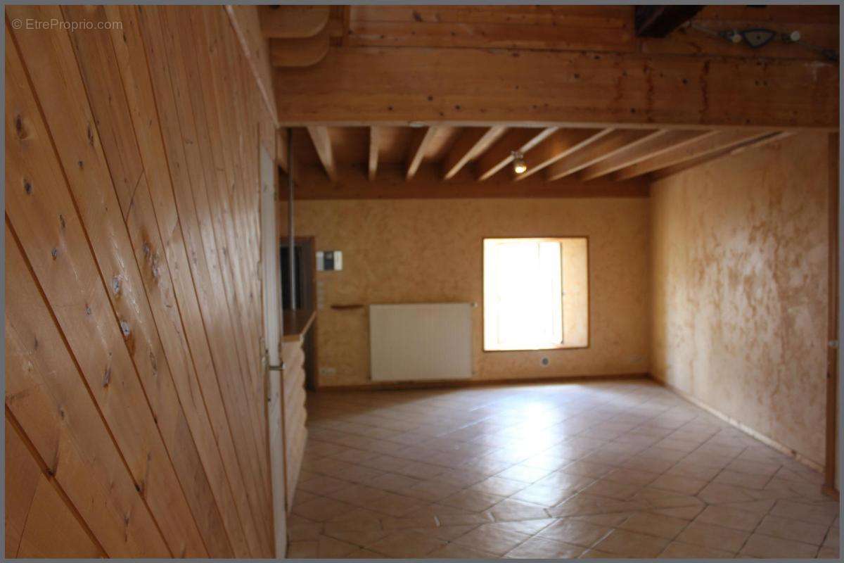 Appartement à LE LUDE