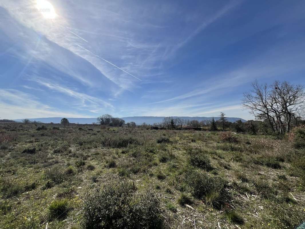 Terrain à CABRIERES-D&#039;AVIGNON