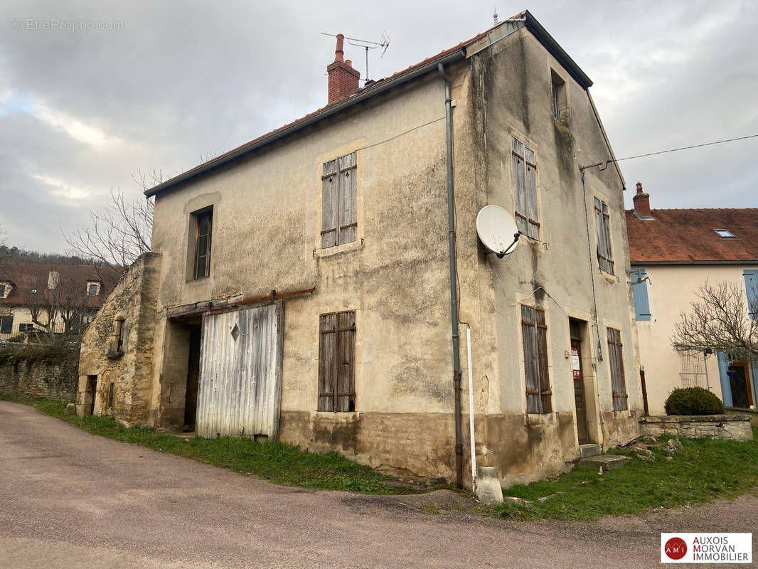 Maison à THENISSEY