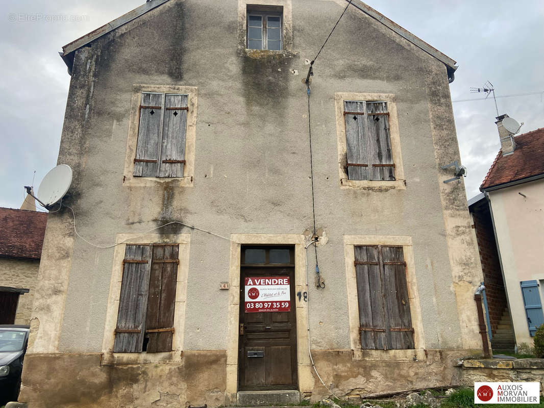 Maison à THENISSEY