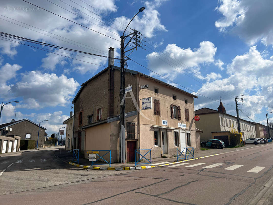 Appartement à LES FORGES