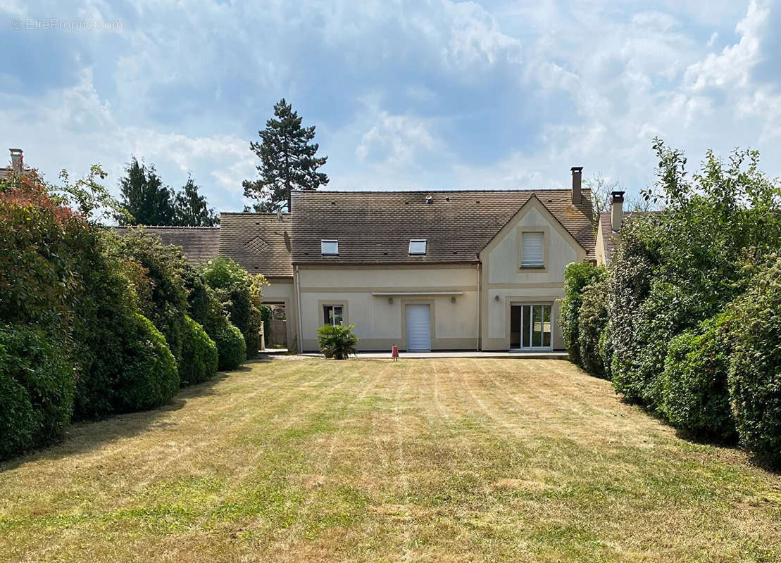 Maison à MAGNY-EN-VEXIN