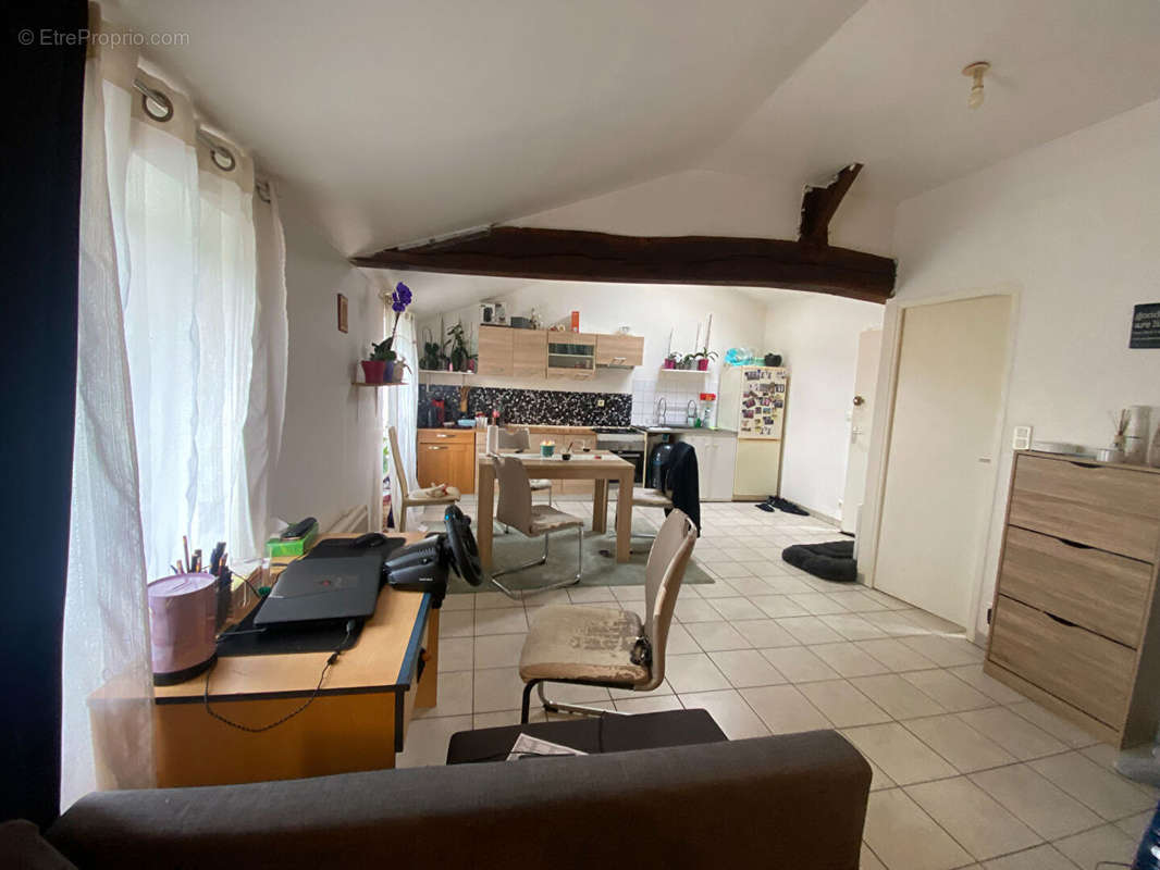 Appartement à PAULX