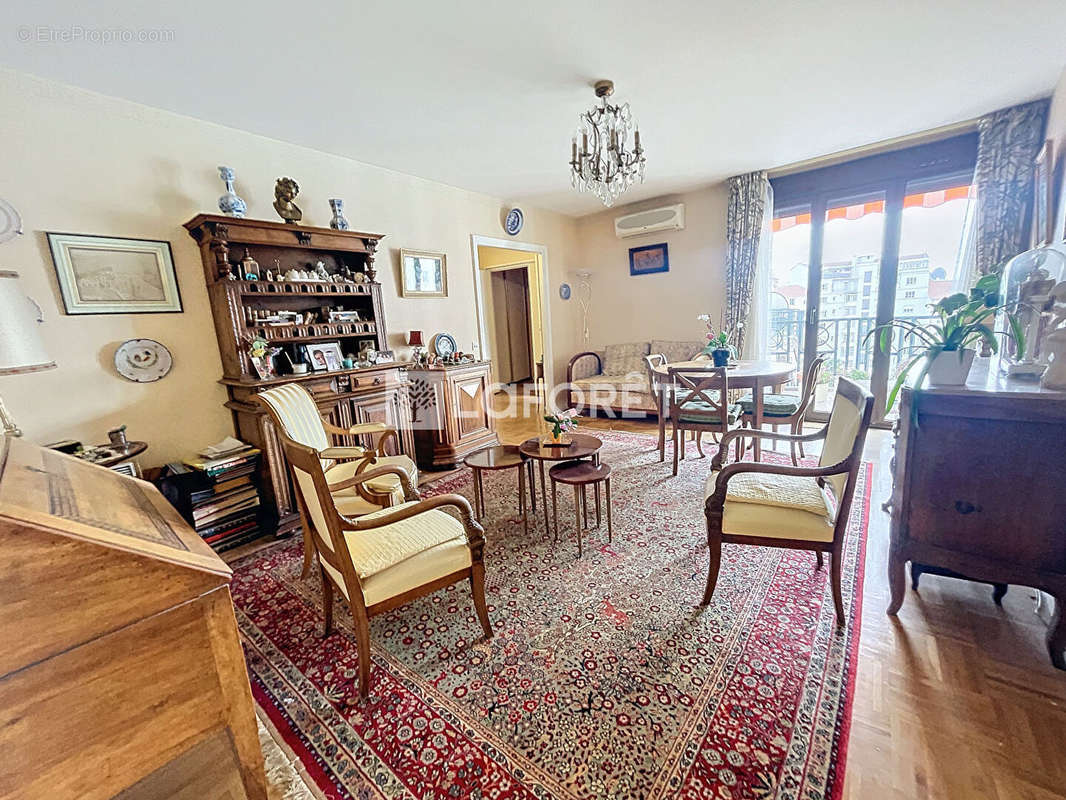 Appartement à LYON-7E