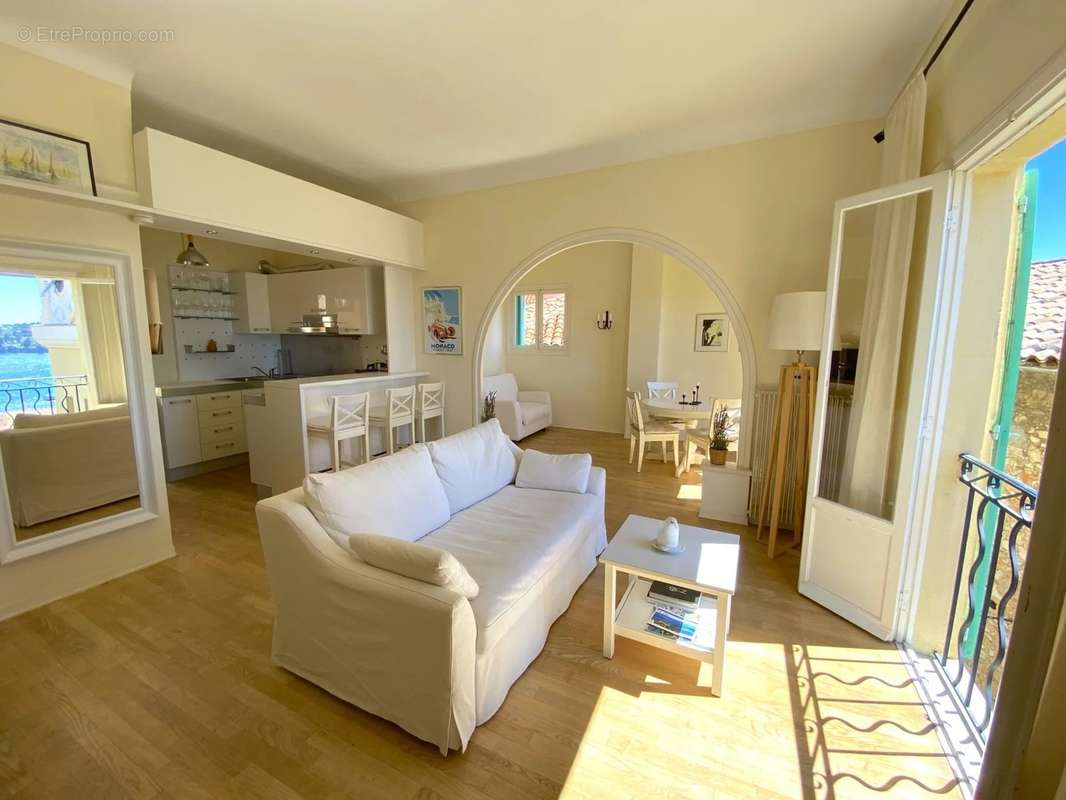 Appartement à VILLEFRANCHE-SUR-MER