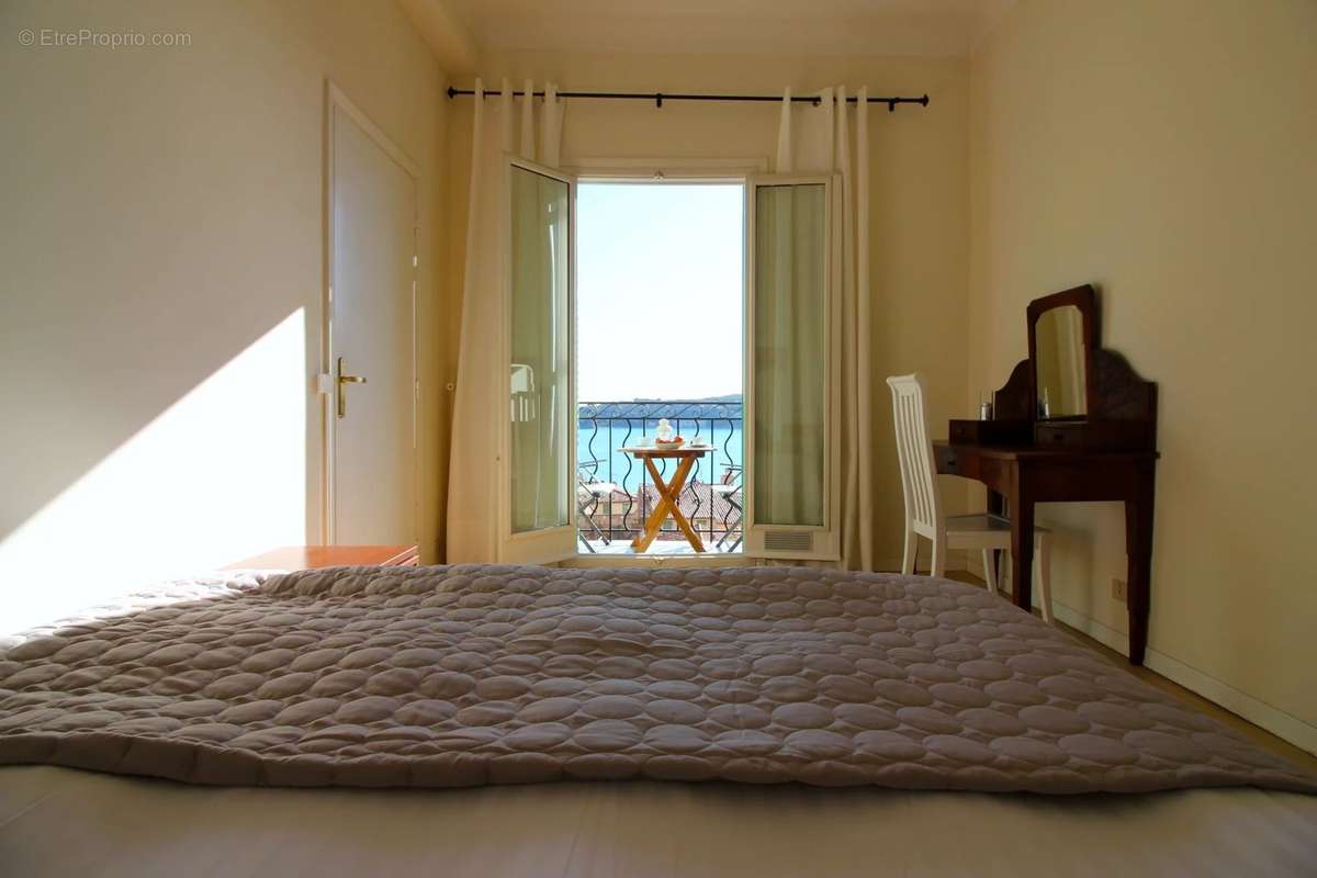 Appartement à VILLEFRANCHE-SUR-MER