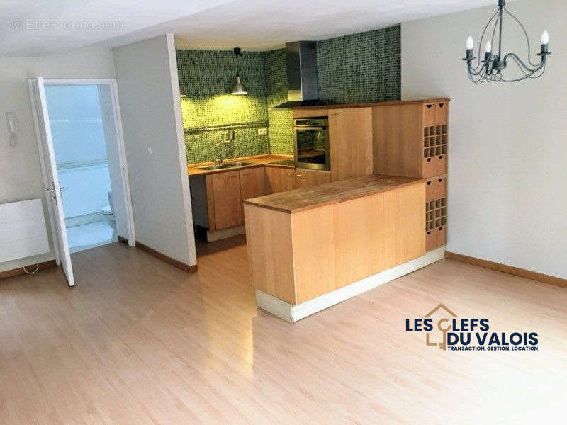 F3 2ème étage  - Appartement à VILLERS-COTTERETS