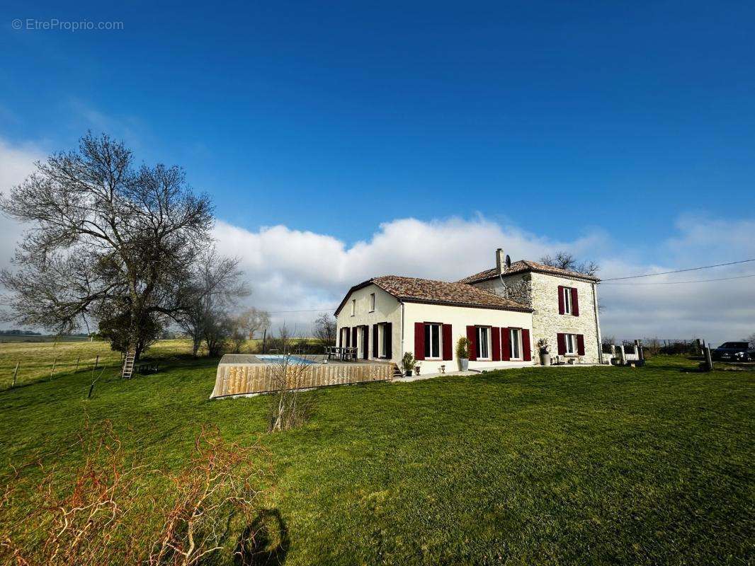 Maison à LAVARDAC