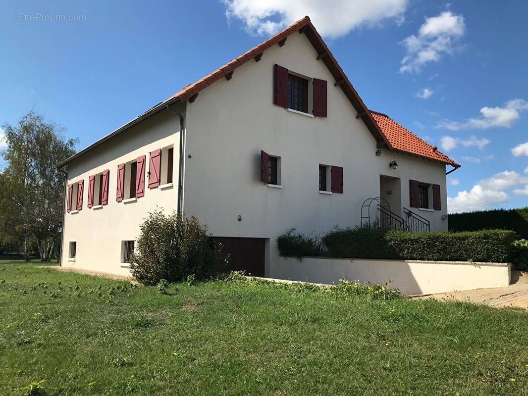 Maison à LINIERS