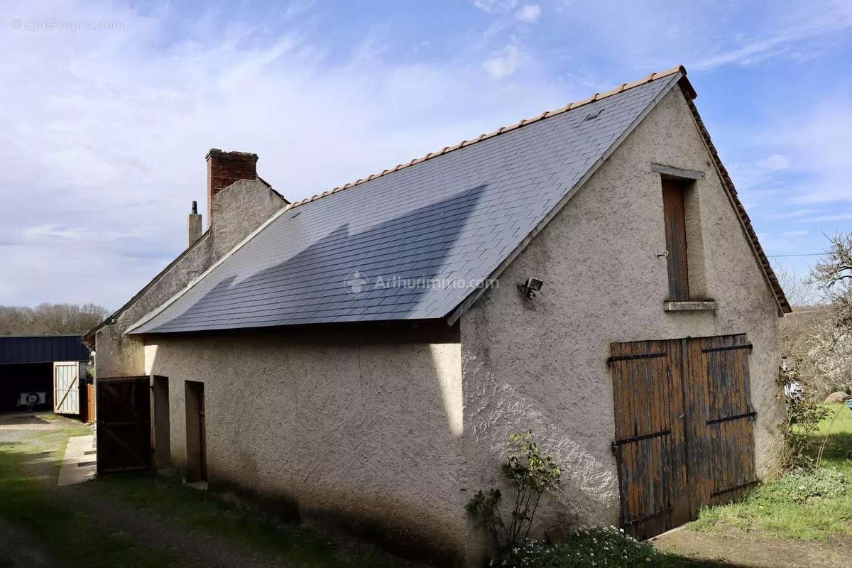 Maison à SAINT-PIERRE-DU-LOROUER