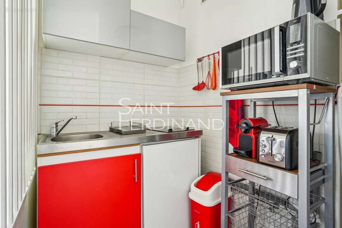 Appartement à NEUILLY-SUR-SEINE