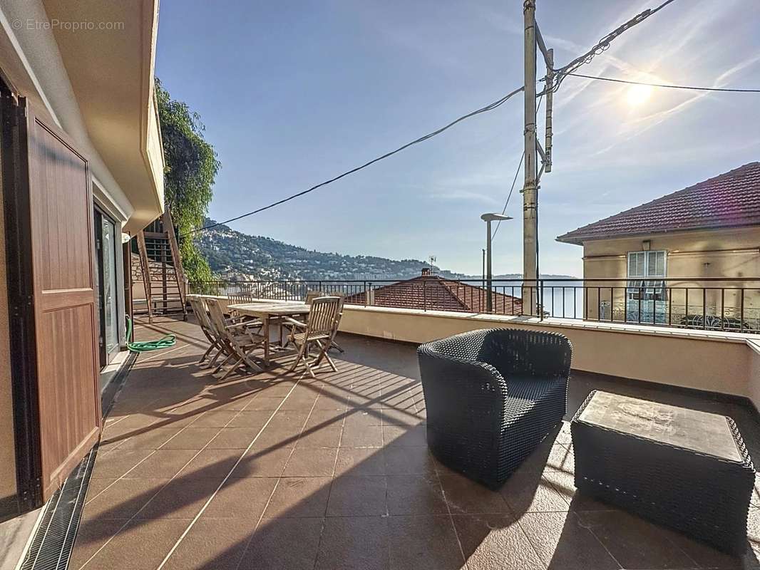 Appartement à ROQUEBRUNE-CAP-MARTIN