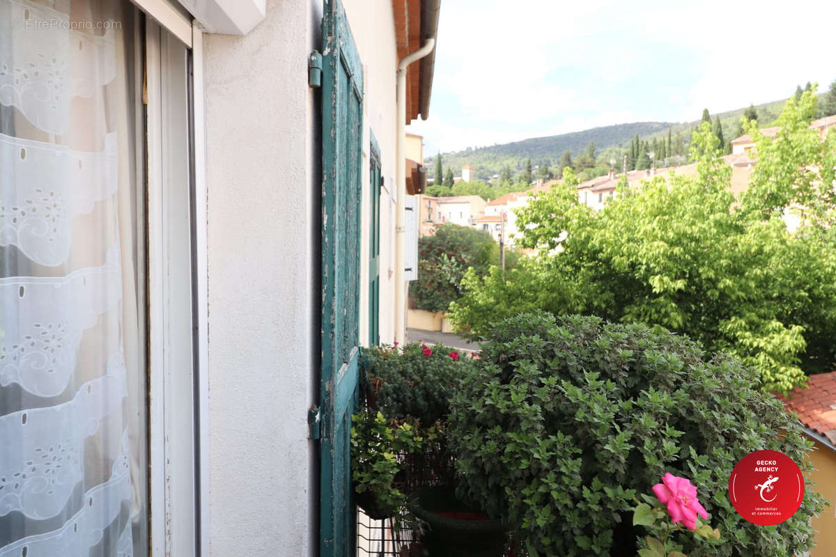 Balcon - Appartement à DRAGUIGNAN