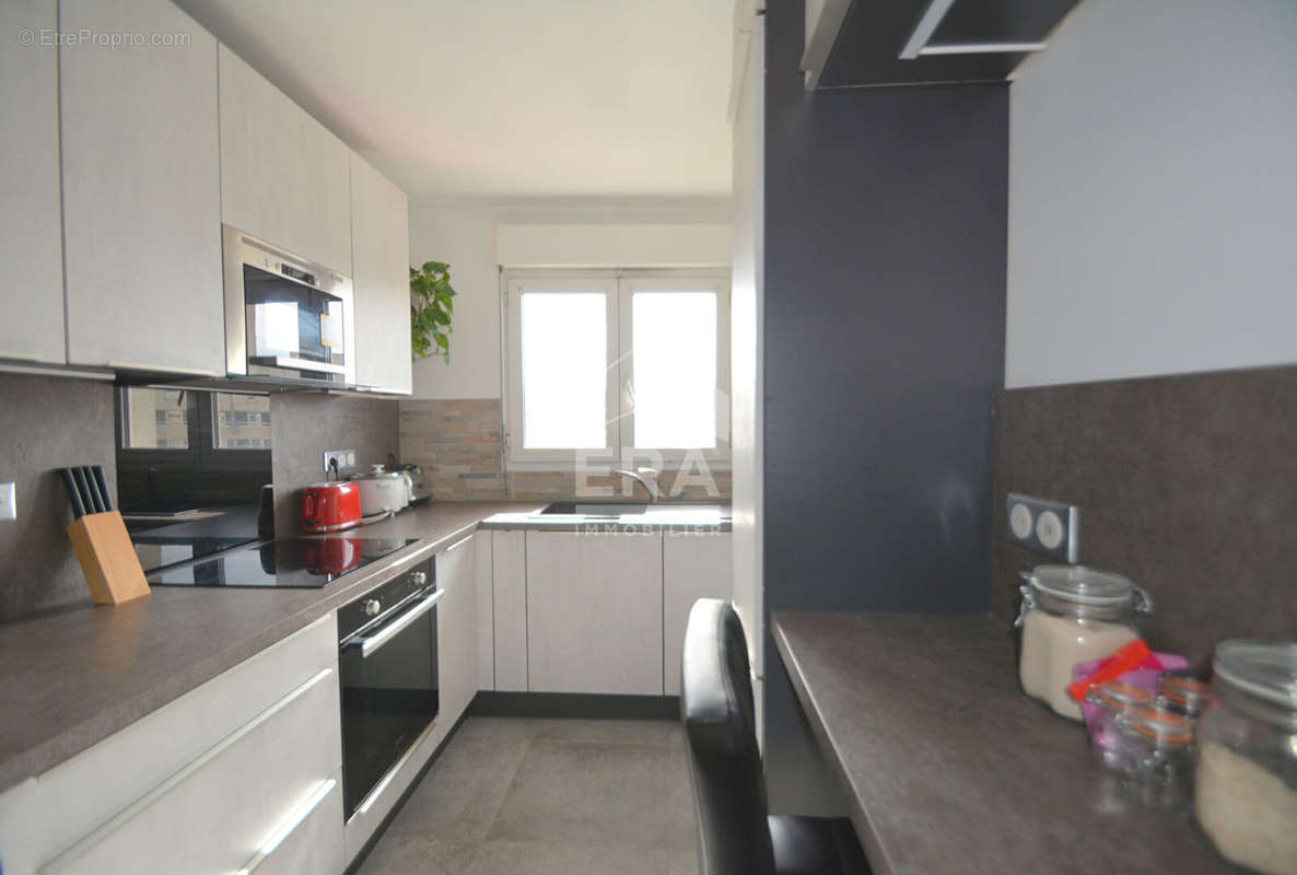 Appartement à ISSY-LES-MOULINEAUX