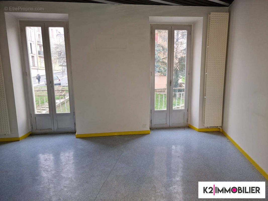 Appartement à PRIVAS