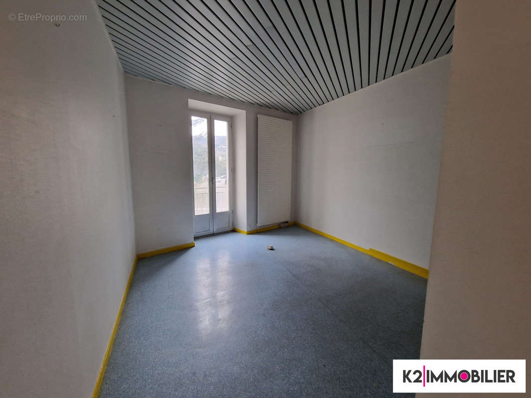 Appartement à PRIVAS