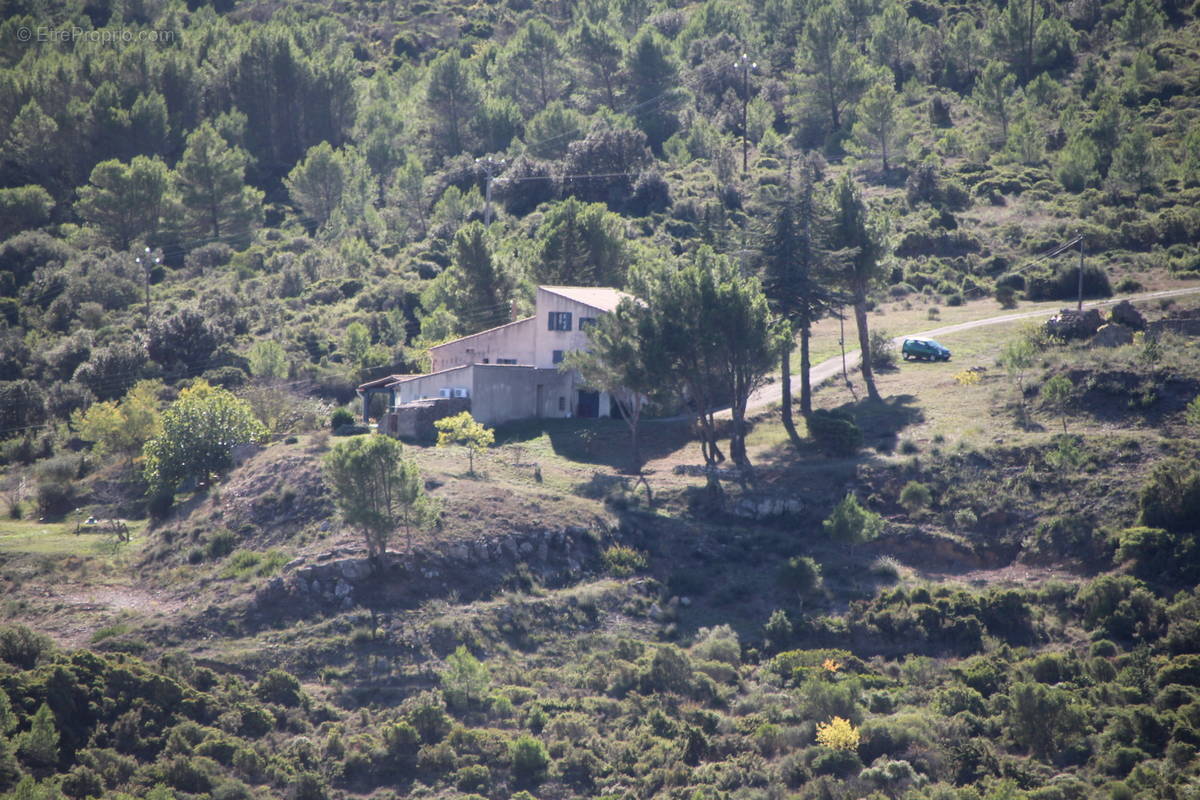 Maison à LAGRASSE