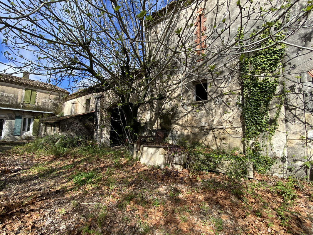 Maison à NIMES