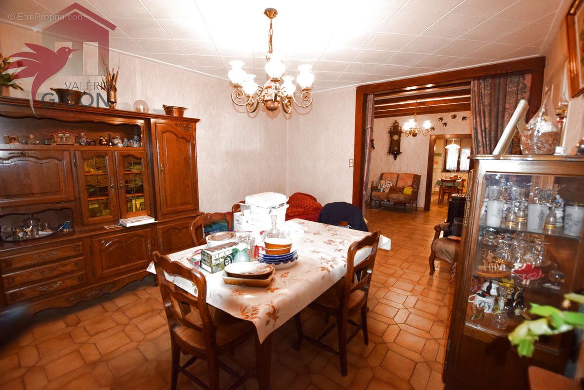 Appartement à NOMMAY