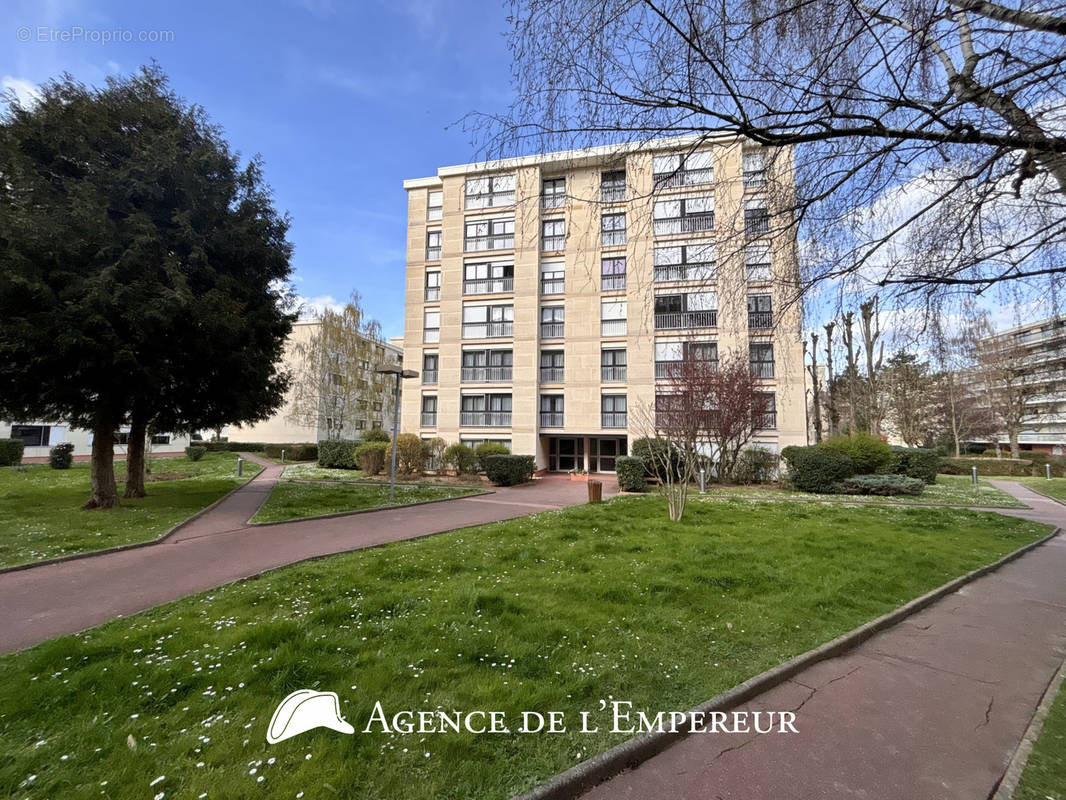 Appartement à RUEIL-MALMAISON