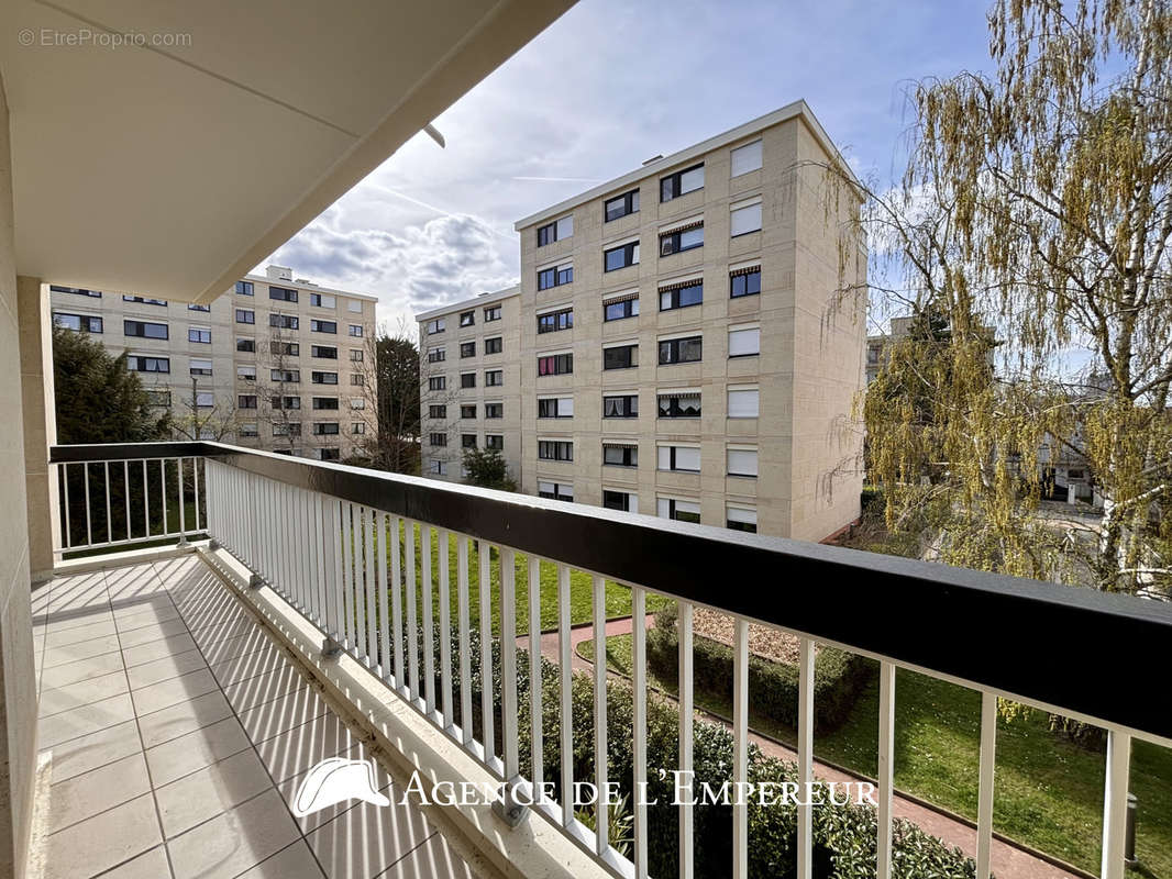 Appartement à RUEIL-MALMAISON