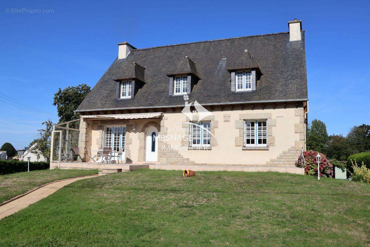 Maison à DINAN