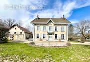 Maison à SALINS-LES-BAINS