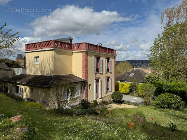 Maison à VERNOUILLET