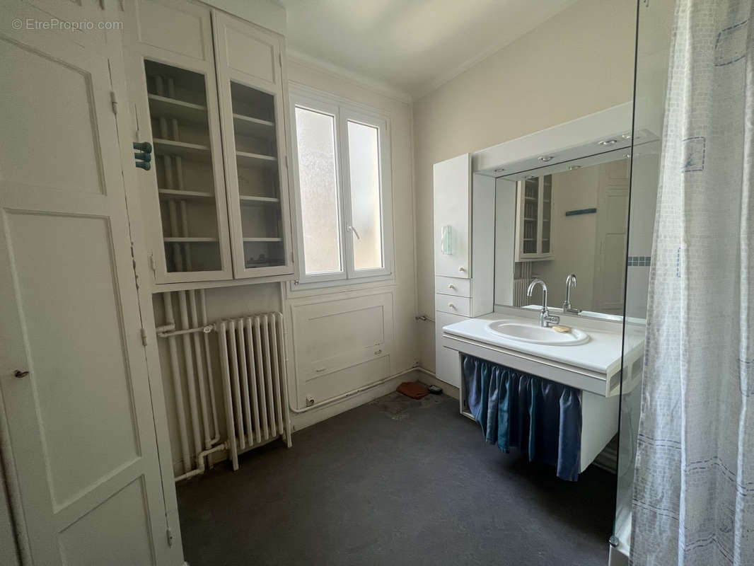 Appartement à PARIS-6E