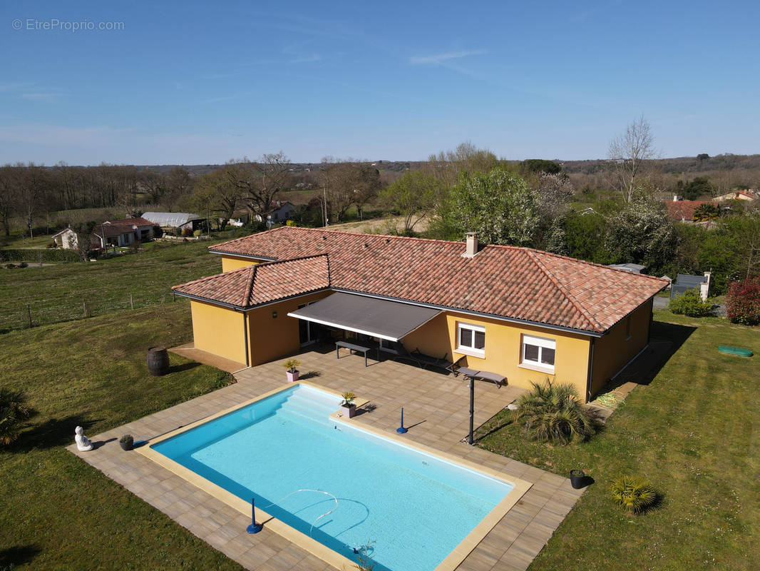 Maison à NOGARO