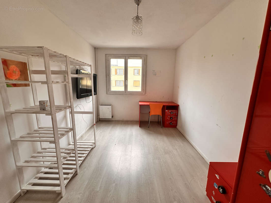 Appartement à BROU-SUR-CHANTEREINE