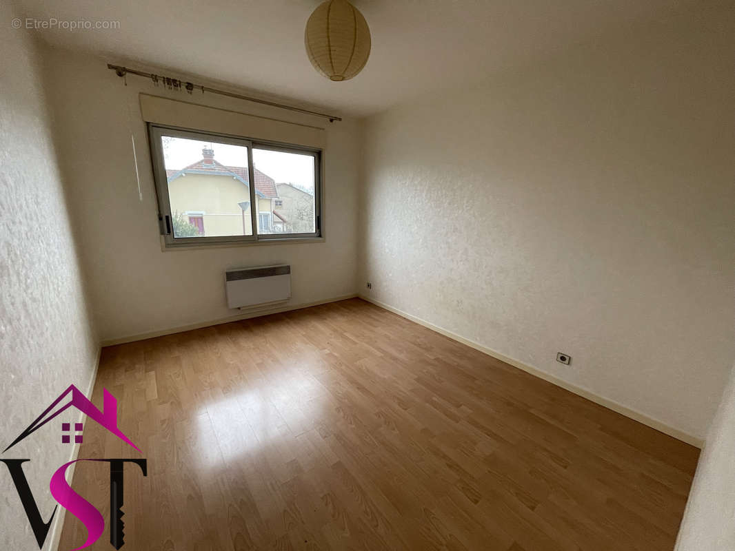 Appartement à AUXONNE