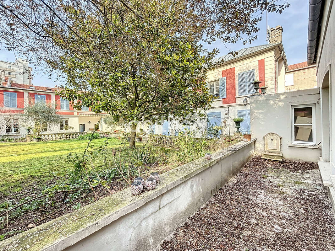 Maison à CHOISY-LE-ROI