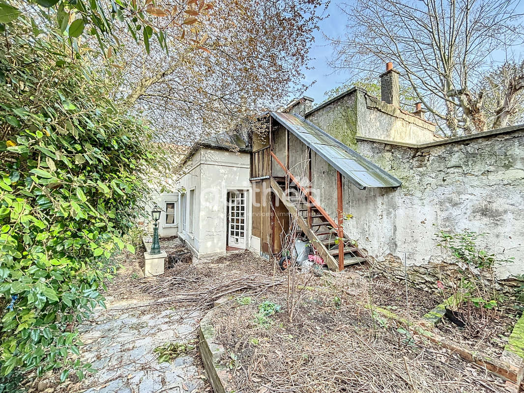 Maison à CHOISY-LE-ROI